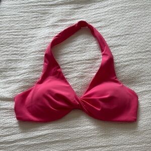 Keep That Pump Halter Bra